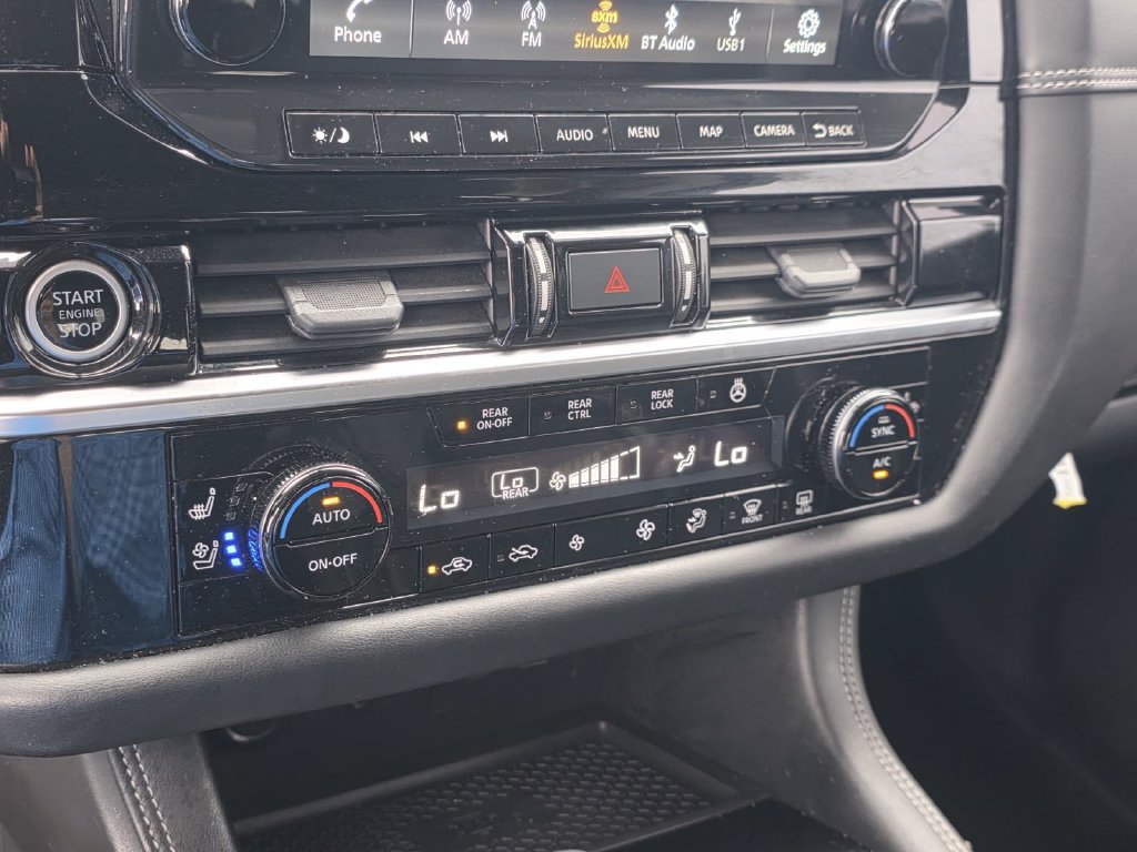 Used 2022 Nissan Pathfinder Platinum w/ Cargo Package FWD image 21