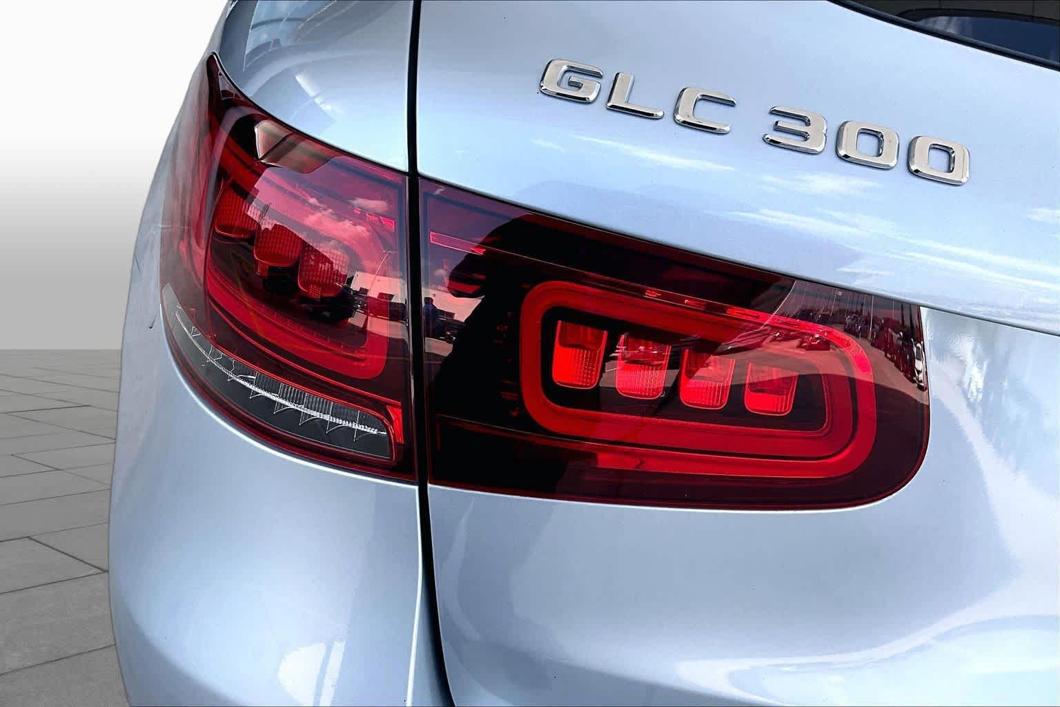 Used 2021 Mercedes-Benz GLC 300 image 25