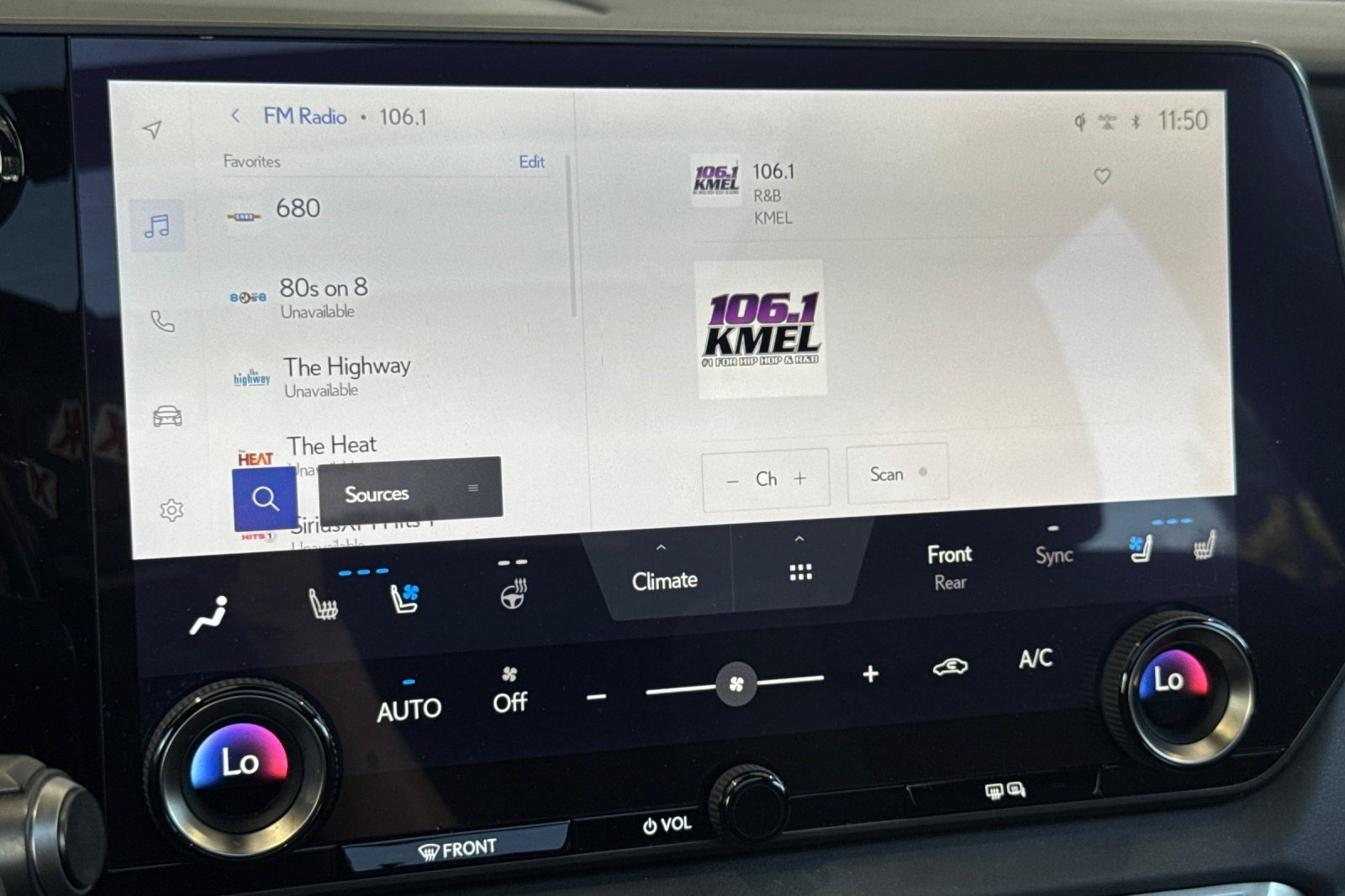 Used 2023 Lexus RX 350 FWD w/ Accessory Package image 25