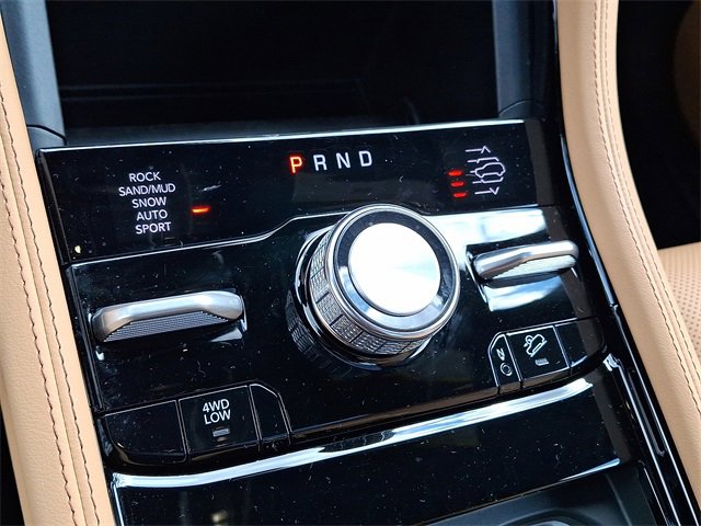 Certified 2025 Jeep Grand Cherokee Summit image 4