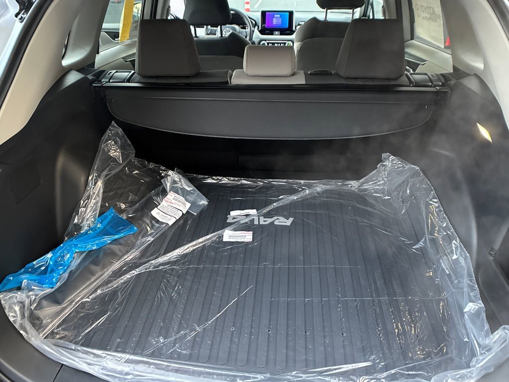 New 2025 Toyota RAV4 XLE w/ Convenience Package image 25