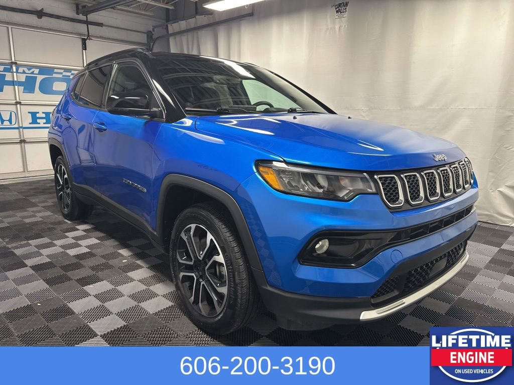 Used 2023 Jeep Compass Limited AWD/4WD image 4
