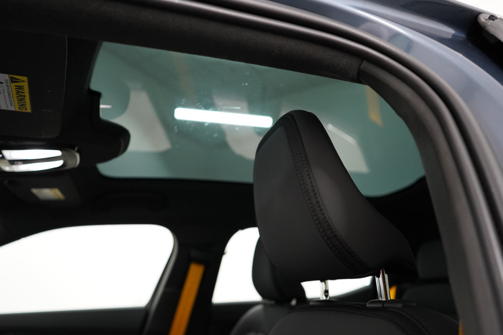 Used 2023 Polestar Polestar 2 w/ Pilot Pack AWD/4WD image 17