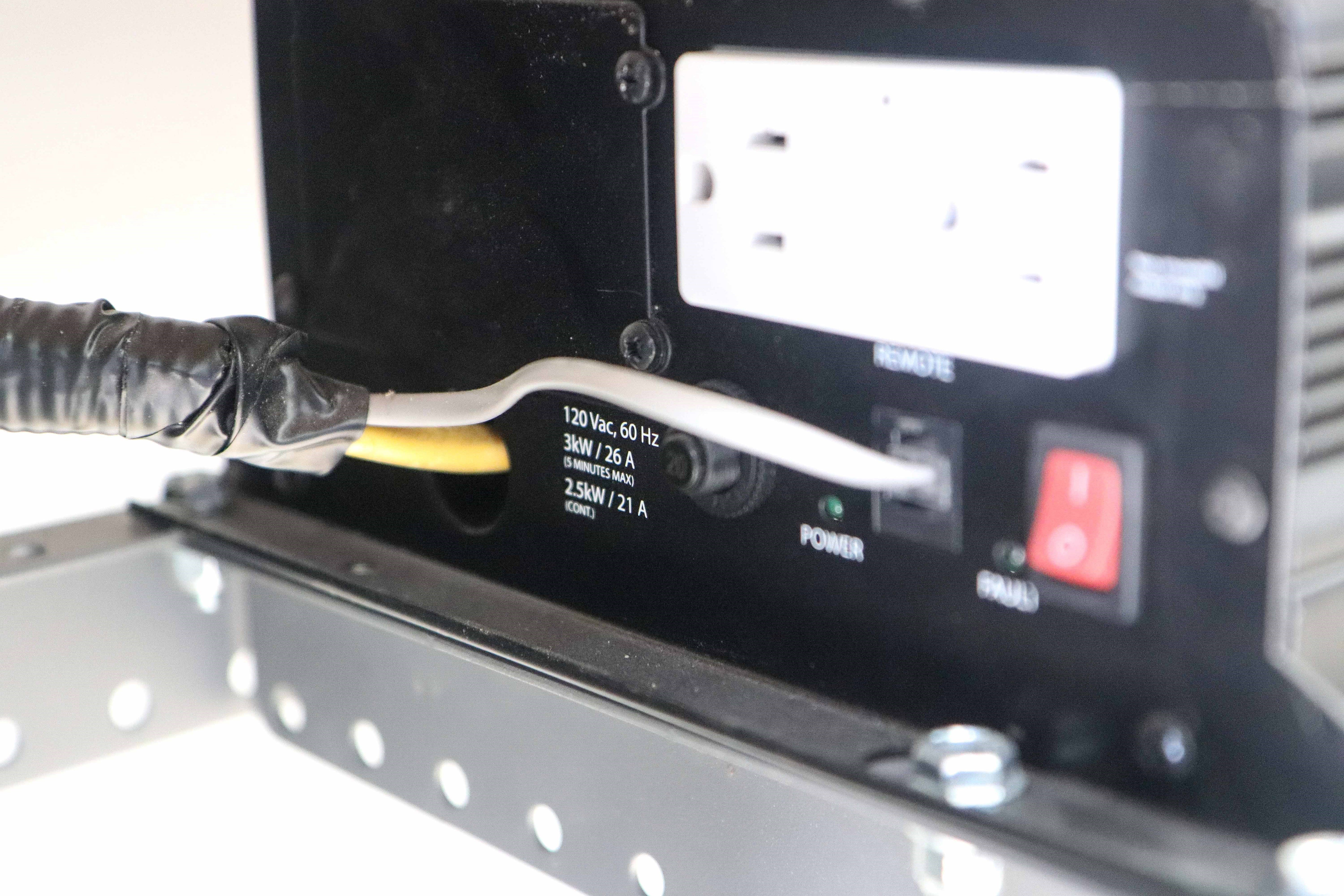 Used 2024 Isuzu NPR image 14