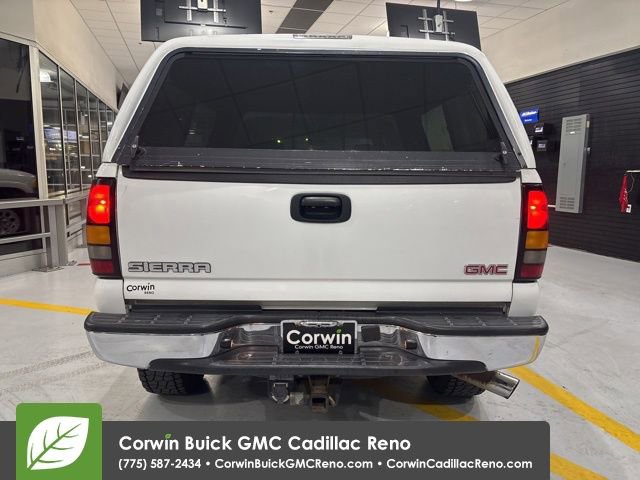 Used 2005 GMC Sierra 2500 SLE w/ Skid Plate Package image 5