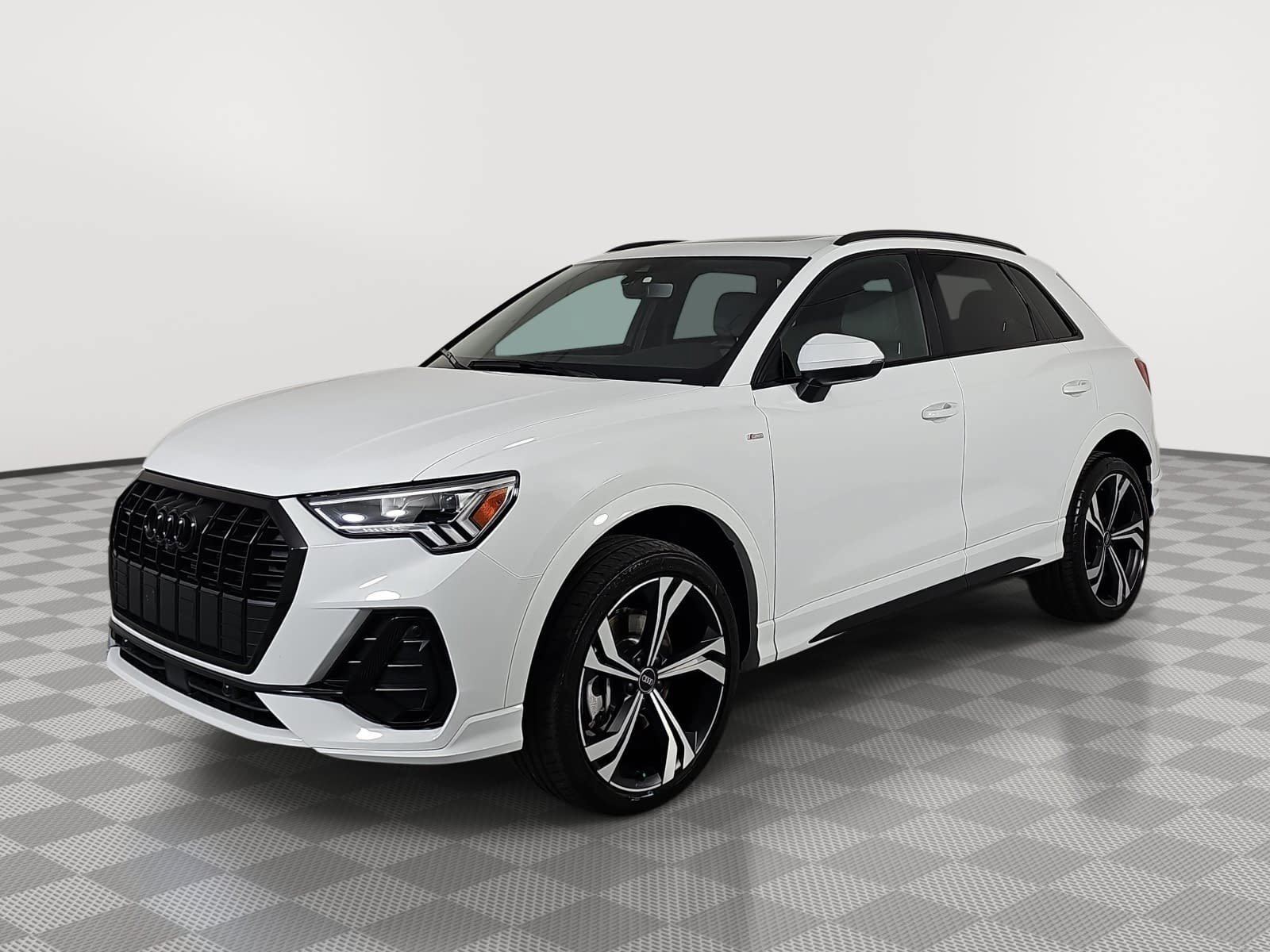 Used 2024 Audi Q3 2.0T Premium Plus AWD/4WD image 4