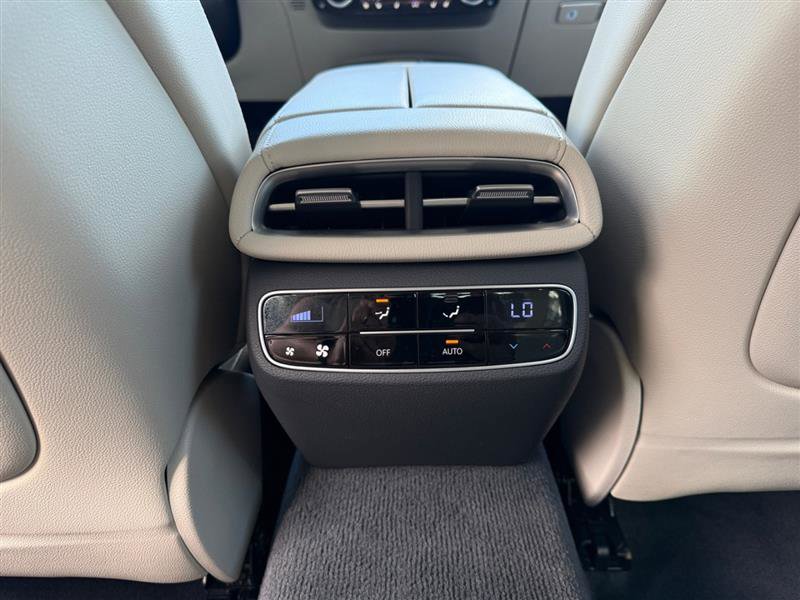 Used 2022 Genesis G80 2.5T w/ Prestige Package AWD/4WD image 39