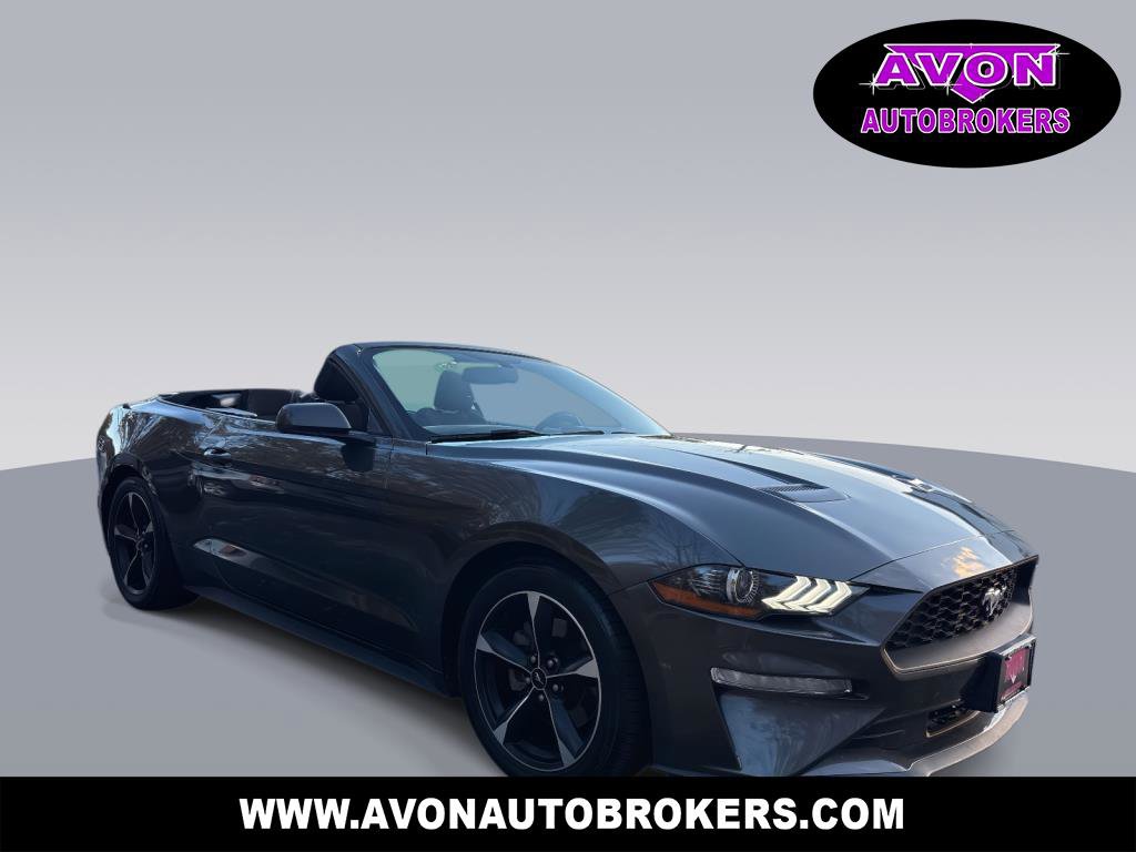 Used 2018 Ford Mustang Convertible w/ Equipment Group 101A image 1
