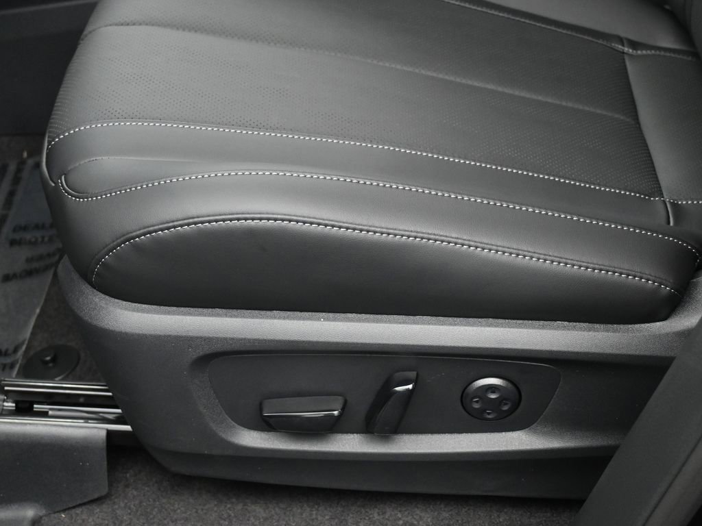 New 2026 INFINITI QX60 Pure w/ Cargo Package image 17