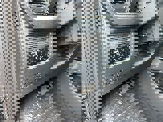 New 2025 Ford F350 Lariat w/ Lariat Ultimate Package image 11