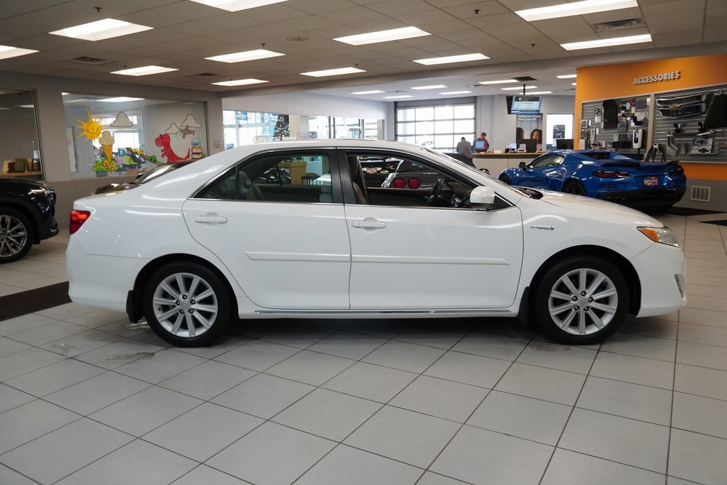Used 2014 Toyota Camry XLE image 13
