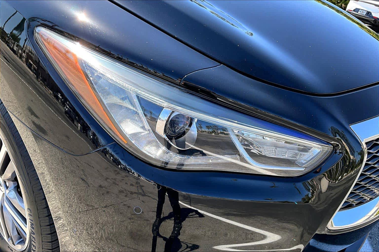 Used 2017 INFINITI QX60 Luxe w/ Premium Plus Package AWD/4WD image 26