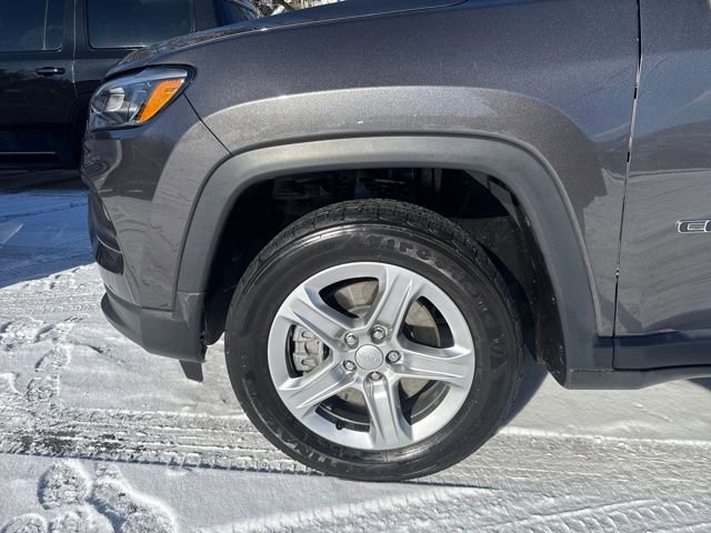 Used 2024 Jeep Compass Latitude w/ Convenience Group image 33