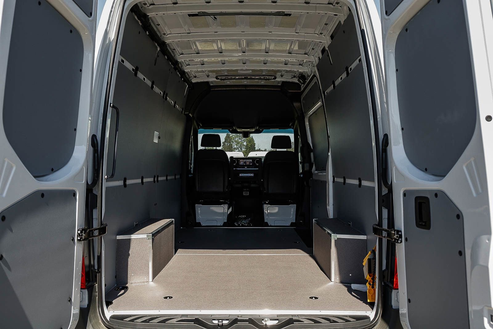 New 2025 Mercedes-Benz Sprinter 2500 image 26