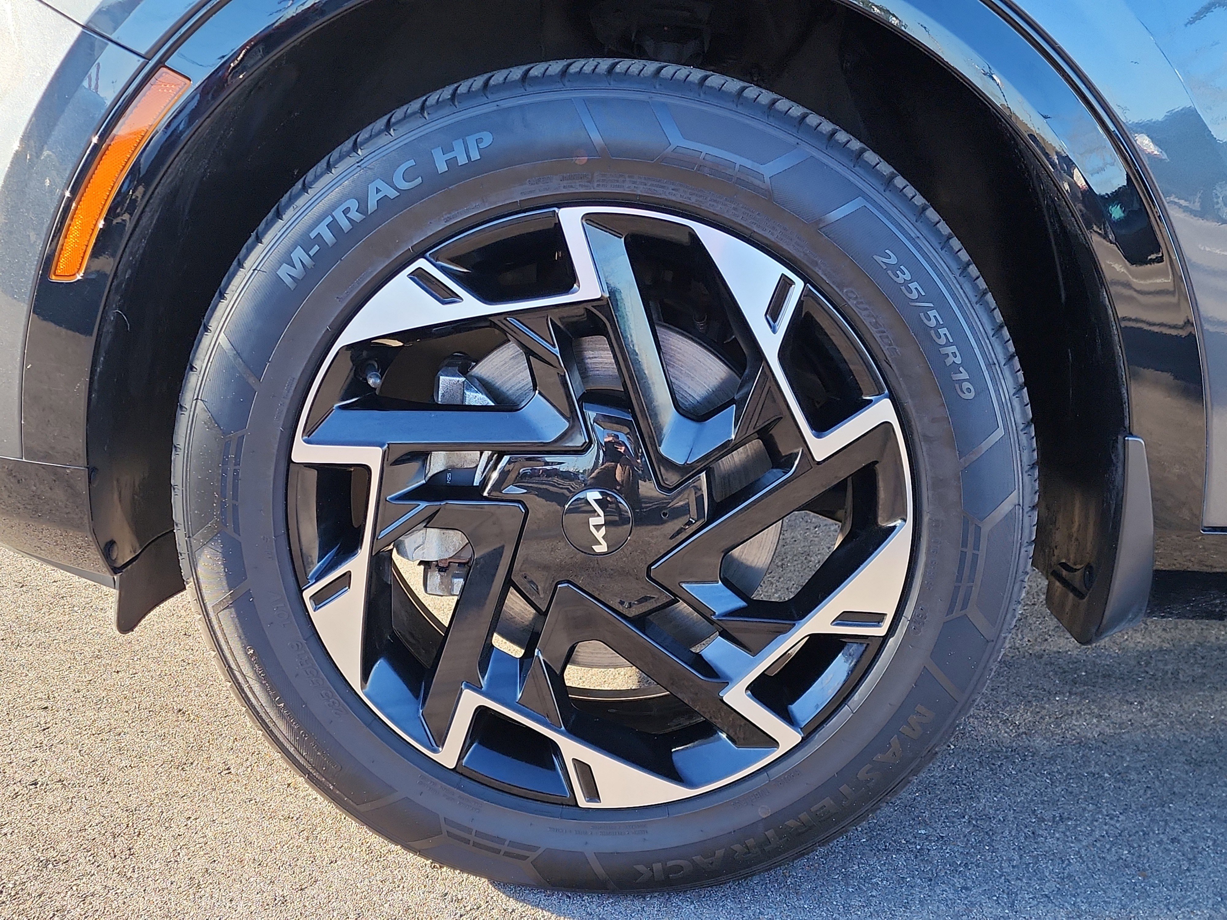 Certified 2023 Kia Sportage SX image 6