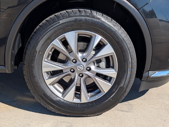 Used 2017 Nissan Murano S AWD/4WD image 8