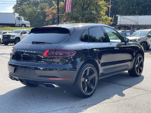 Used 2018 Porsche Macan Sport Edition AWD/4WD image 5