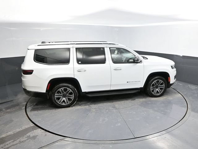 Used 2024 Jeep Wagoneer Series II AWD/4WD image 40