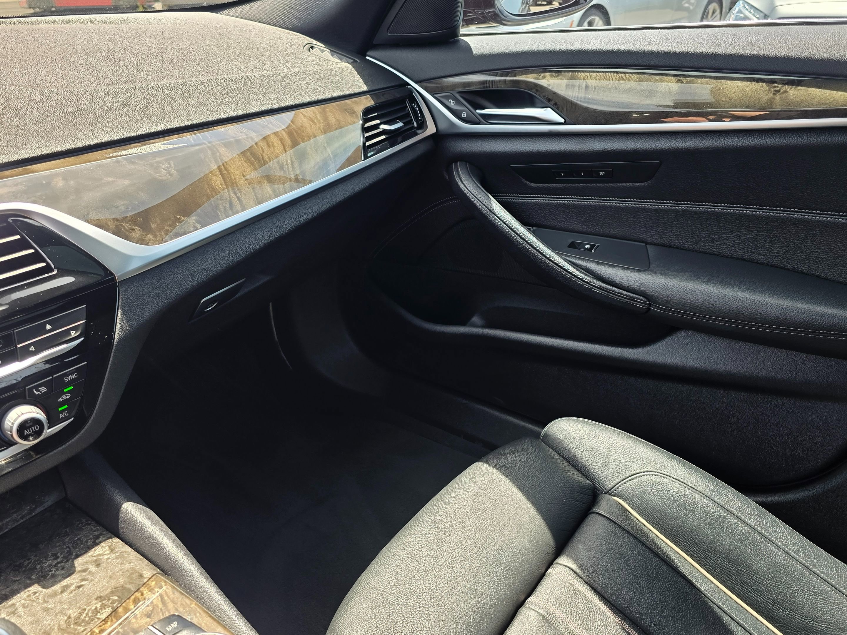 Used 2018 BMW 530i RWD image 37