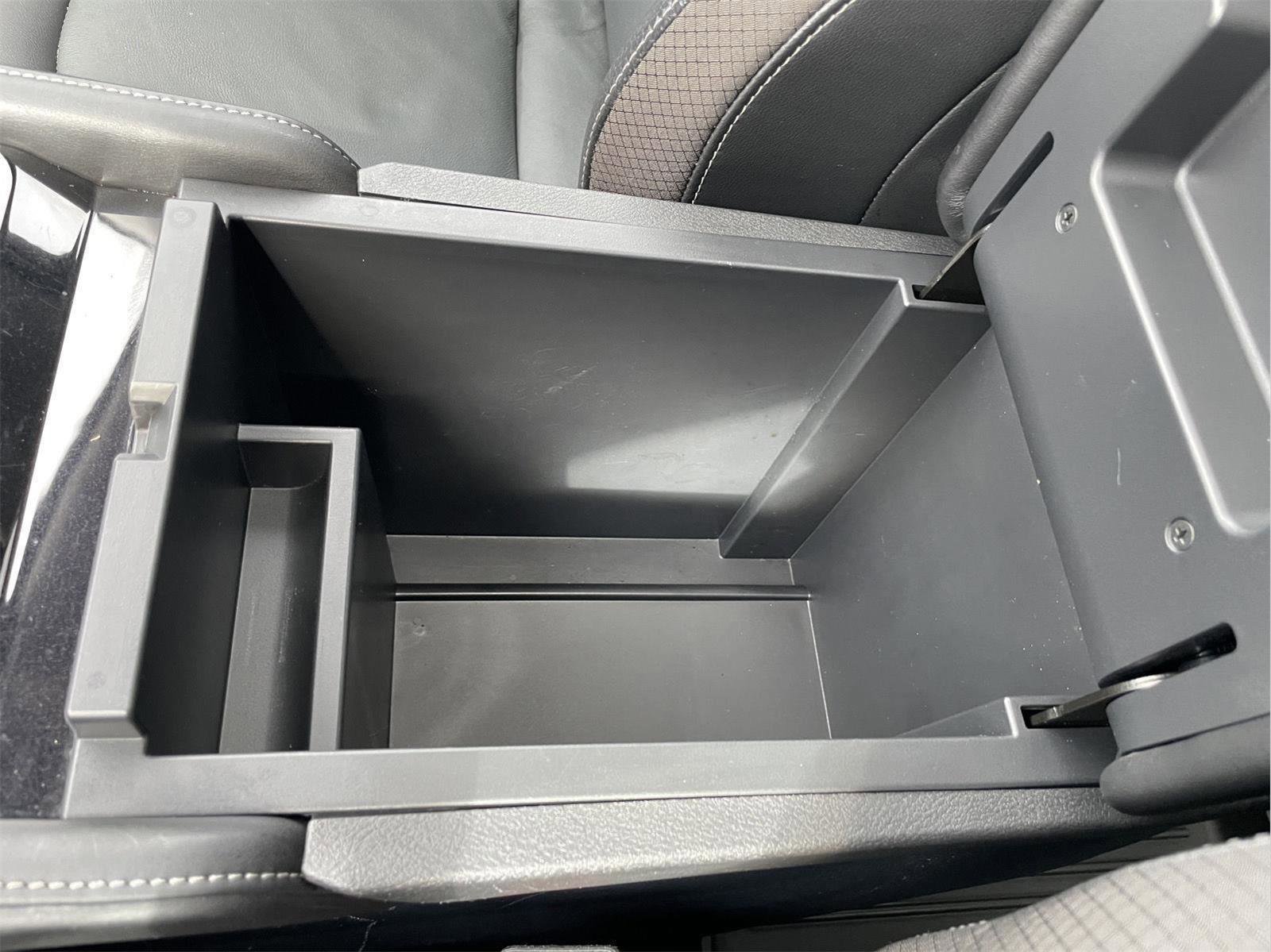 Used 2022 Nissan Pathfinder SL AWD/4WD image 35