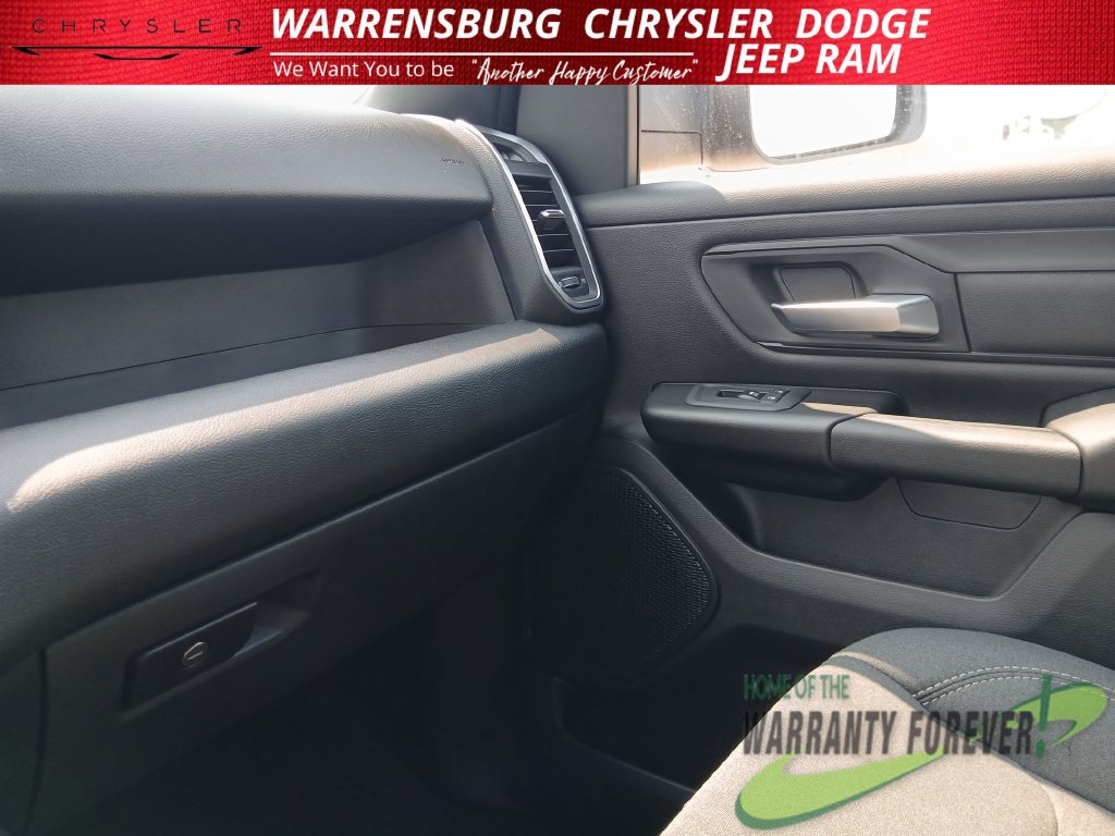 New 2026 RAM 1500 Express AWD/4WD image 26