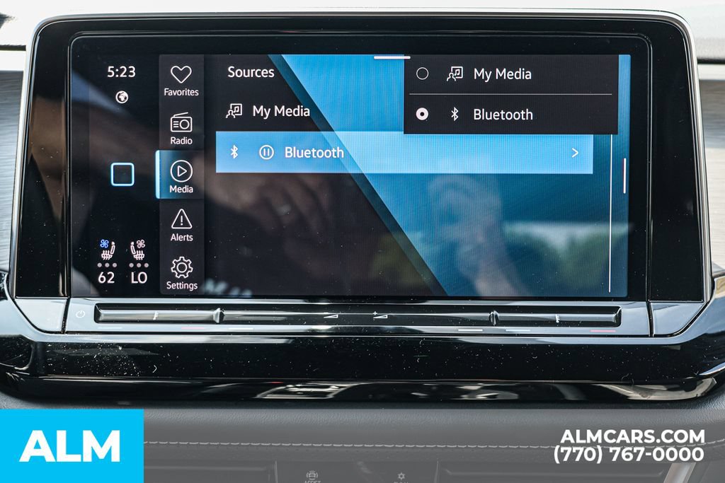 Used 2024 Volkswagen Atlas Cross Sport SE FWD image 39