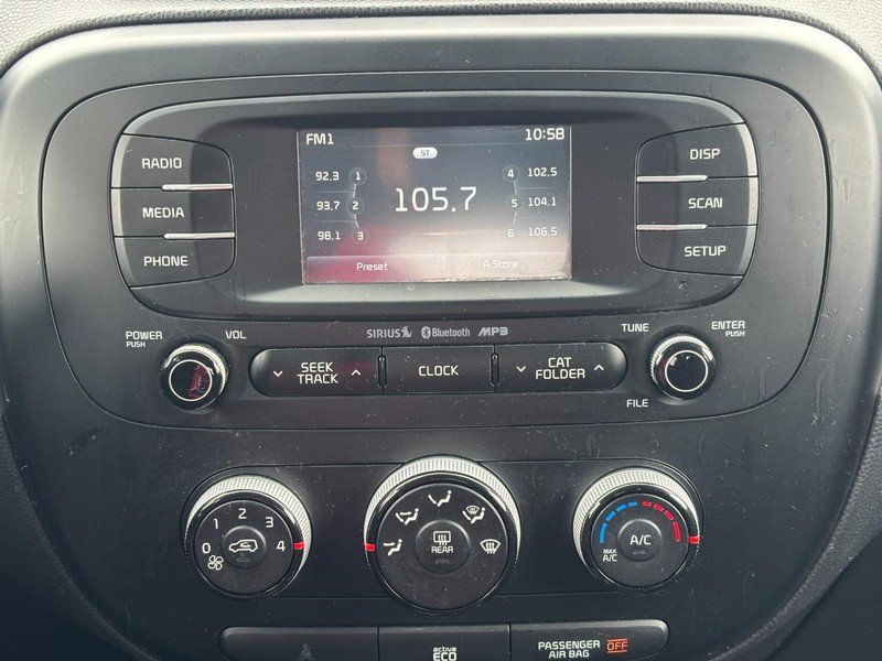 Used 2016 Kia Soul + image 23