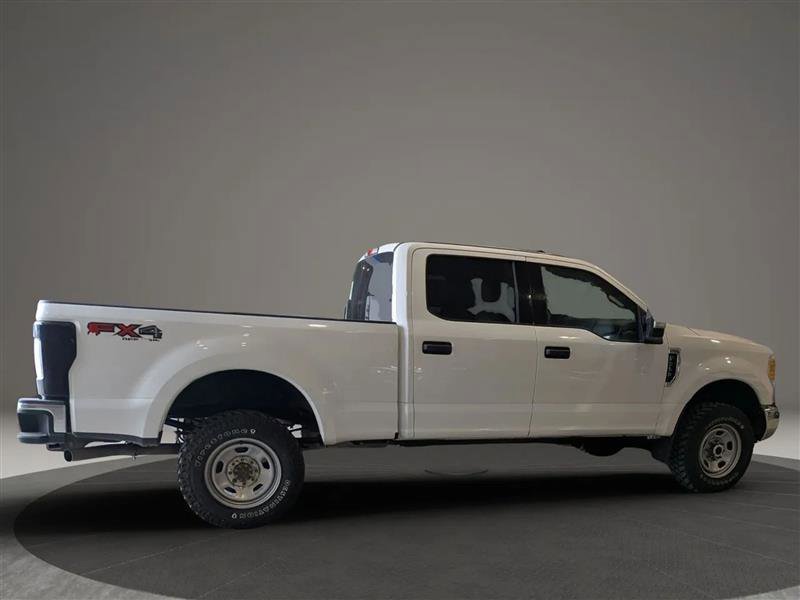 Used 2018 Ford F350 XLT w/ FX4 4x4 Off Road Package image 6