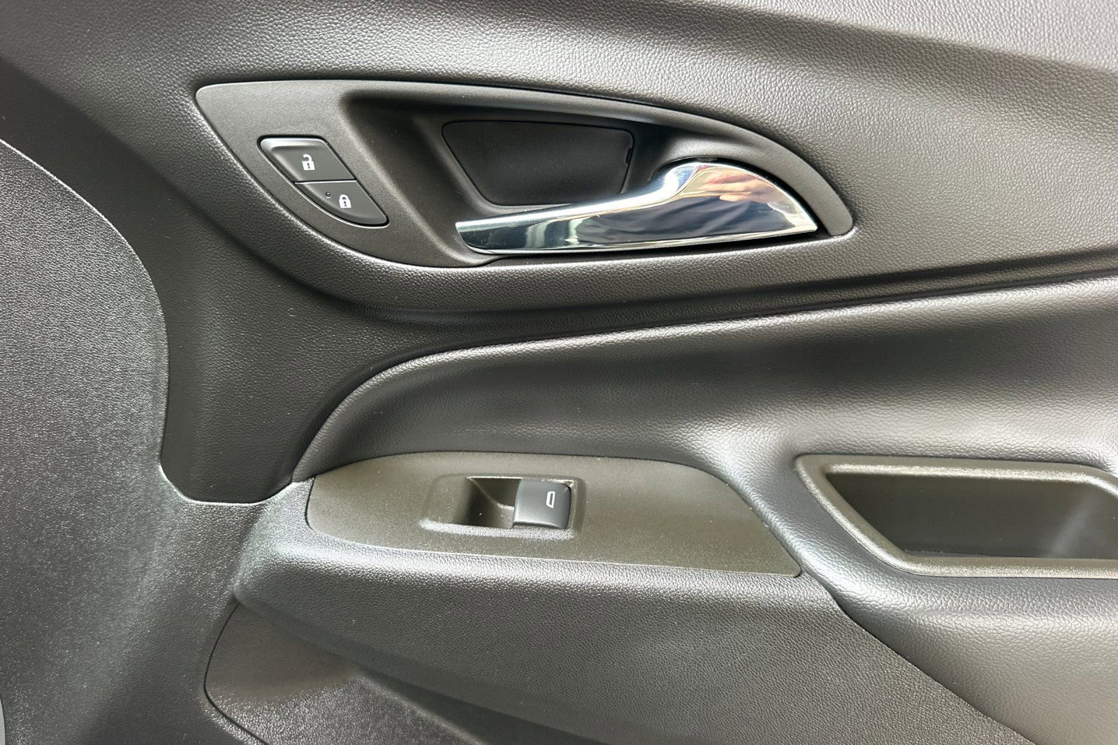 Certified 2024 Chevrolet Equinox LT image 22