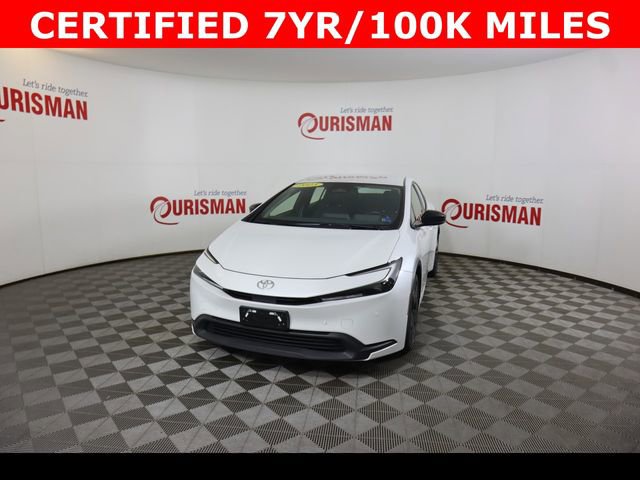 Used 2023 Toyota Prius LE image 2