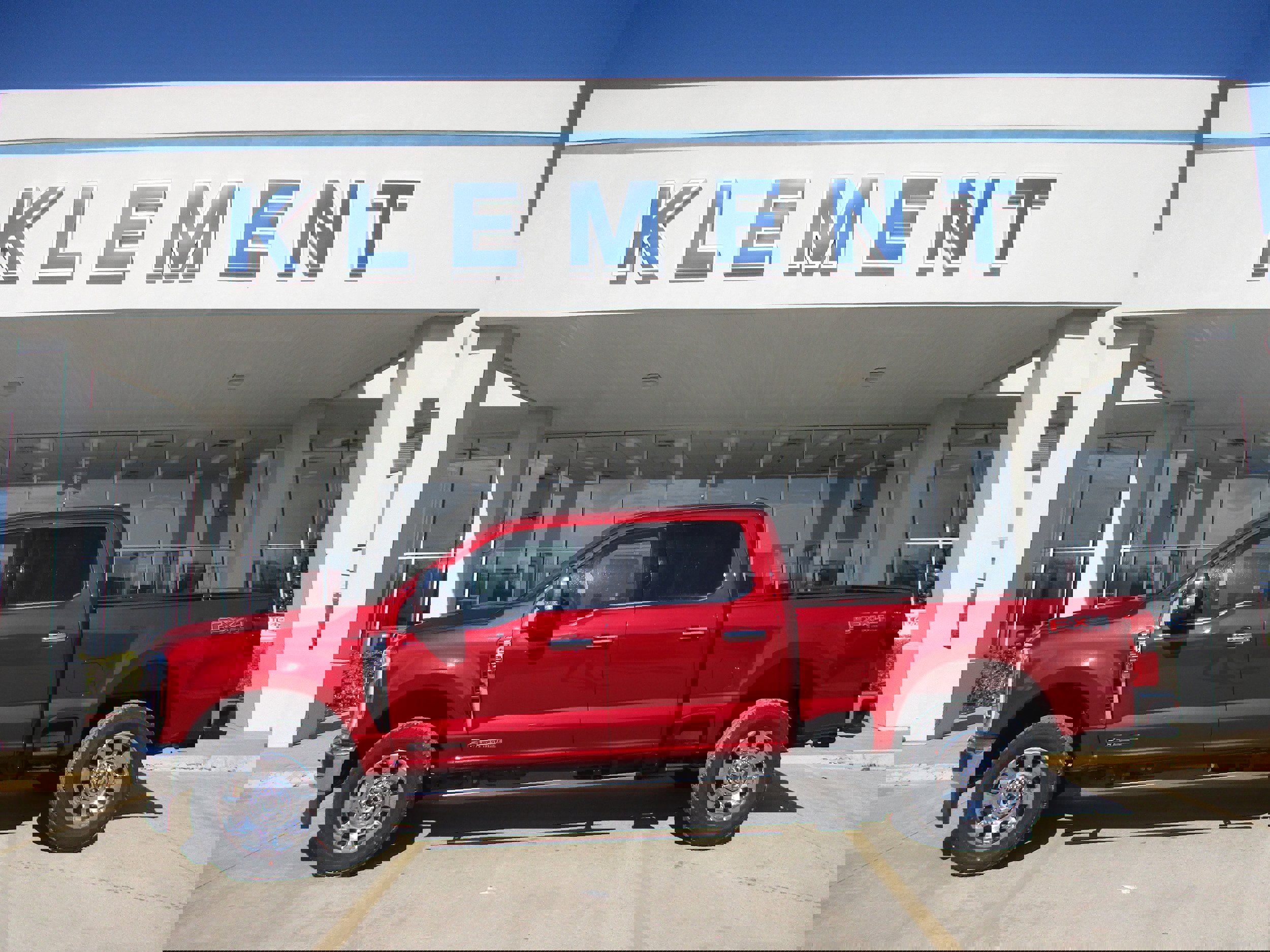 New 2025 Ford F250 Lariat w/ Lariat Ultimate Package