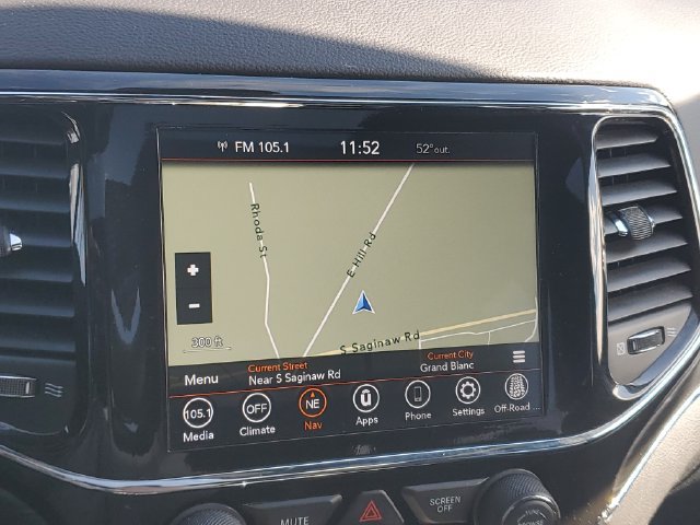 Used 2021 Jeep Grand Cherokee Limited AWD/4WD image 26