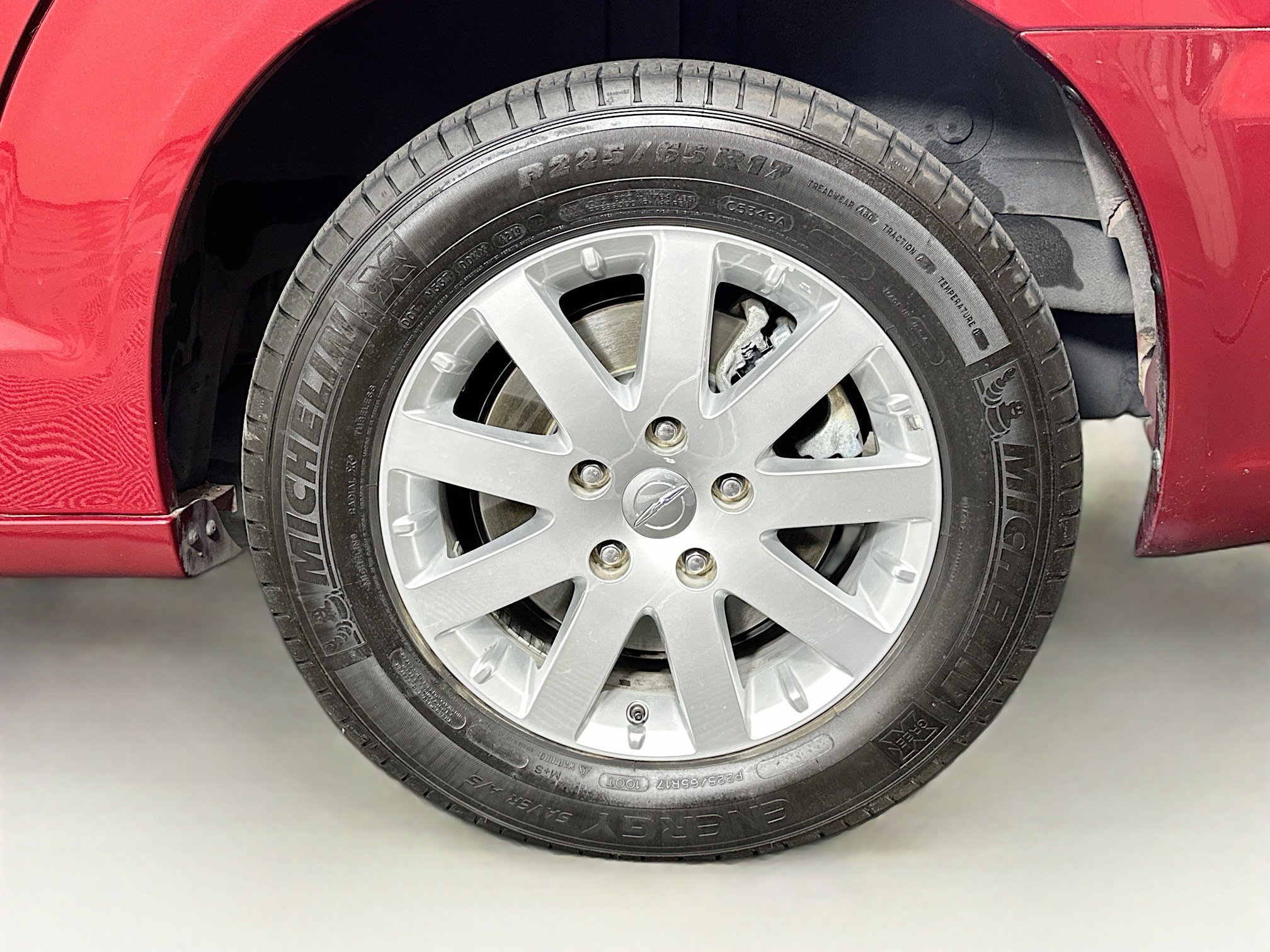 Used 2014 Chrysler Town & Country Touring FWD image 11