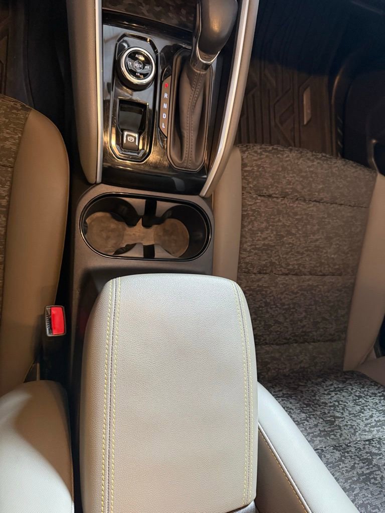 Used 2024 Chevrolet Colorado ZR2 w/ Technology Package image 22