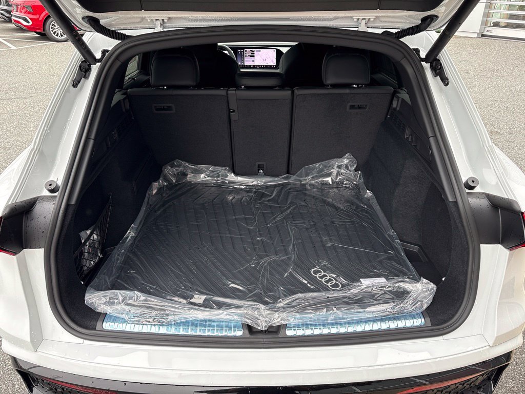 New 2026 Audi SQ5 Prestige AWD/4WD image 35
