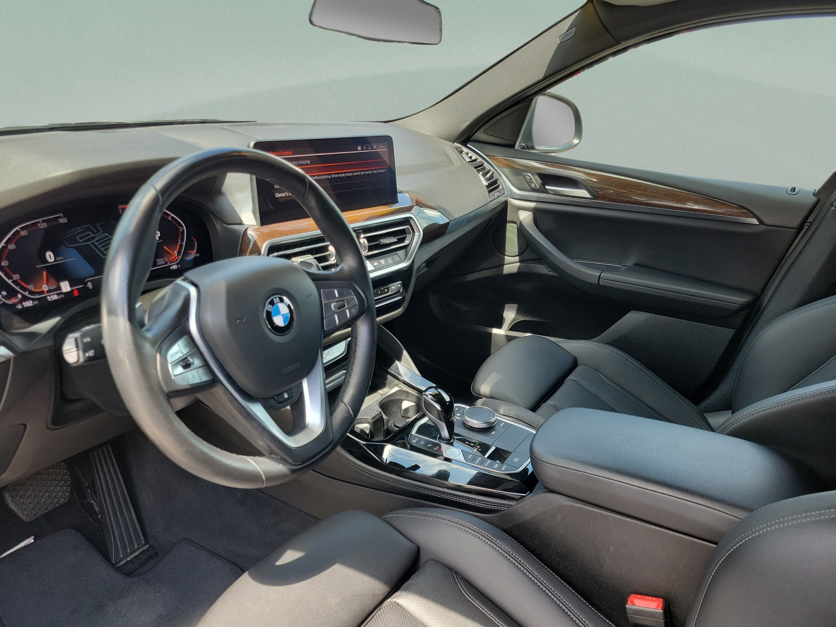Used 2023 BMW X4 xDrive30i AWD/4WD image 16