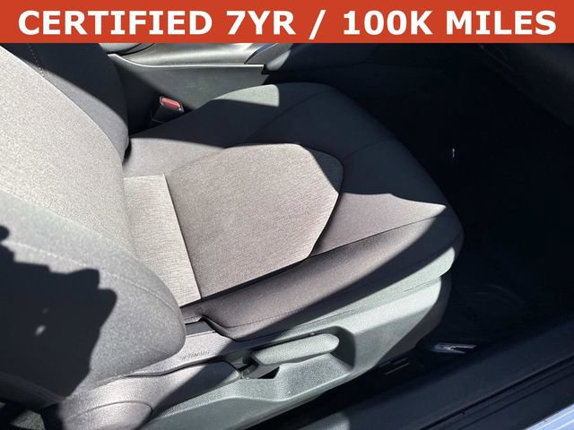 Used 2023 Toyota Camry LE image 10