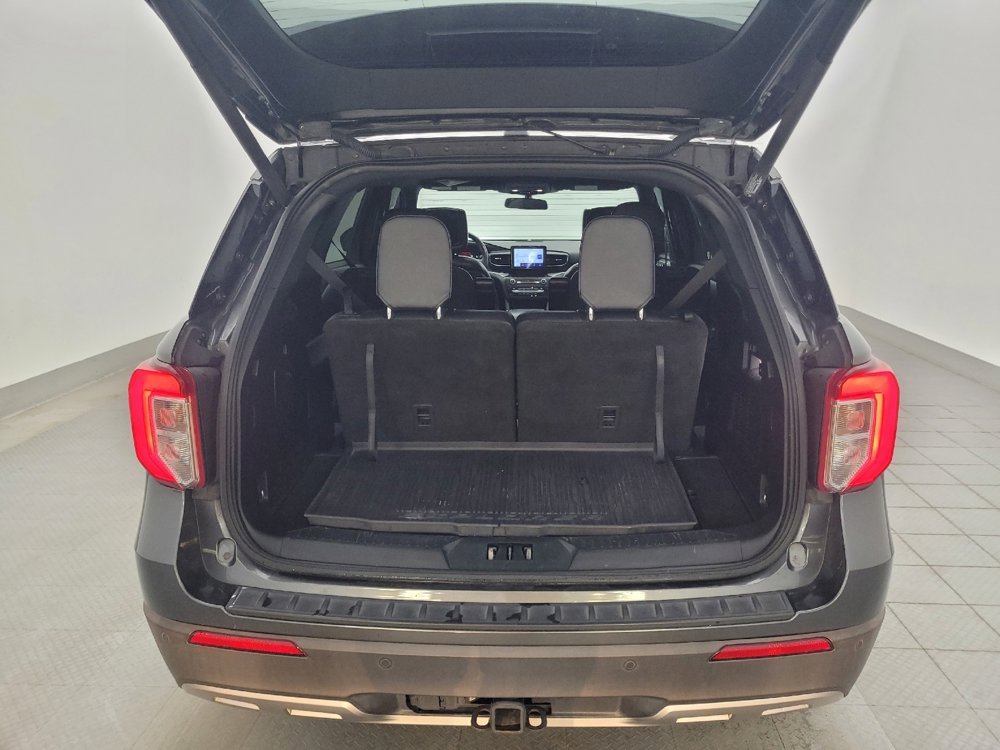 Used 2020 Ford Explorer XLT w/ Equipment Group 202A image 29