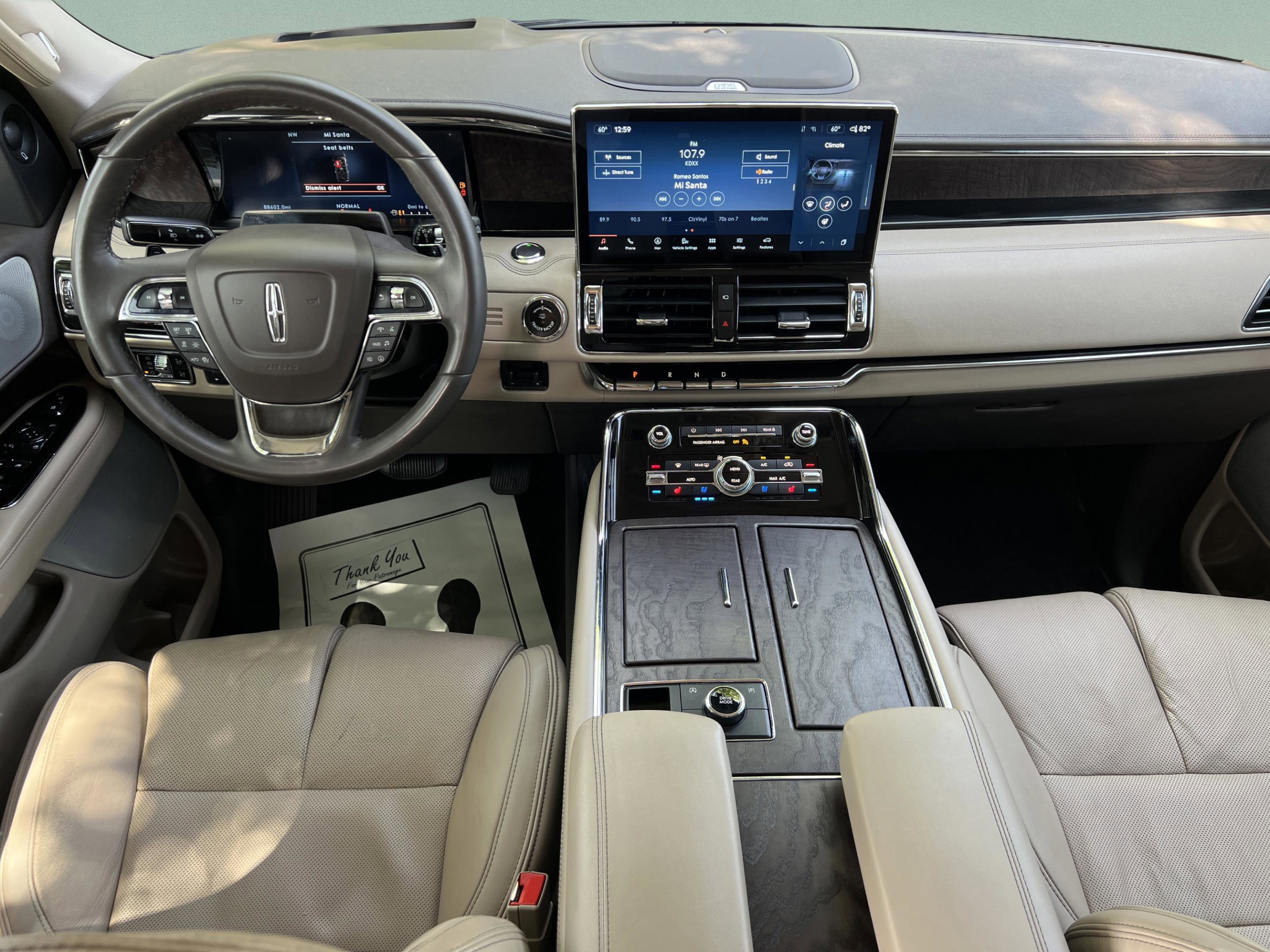 Used 2023 Lincoln Navigator L Reserve AWD/4WD image 9