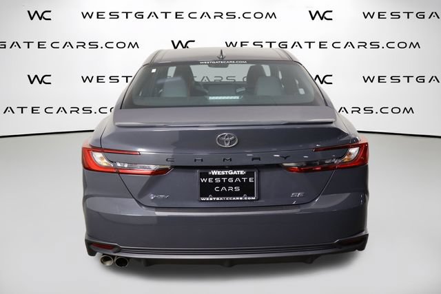 Used 2025 Toyota Camry SE w/ Convenience Package FWD image 4