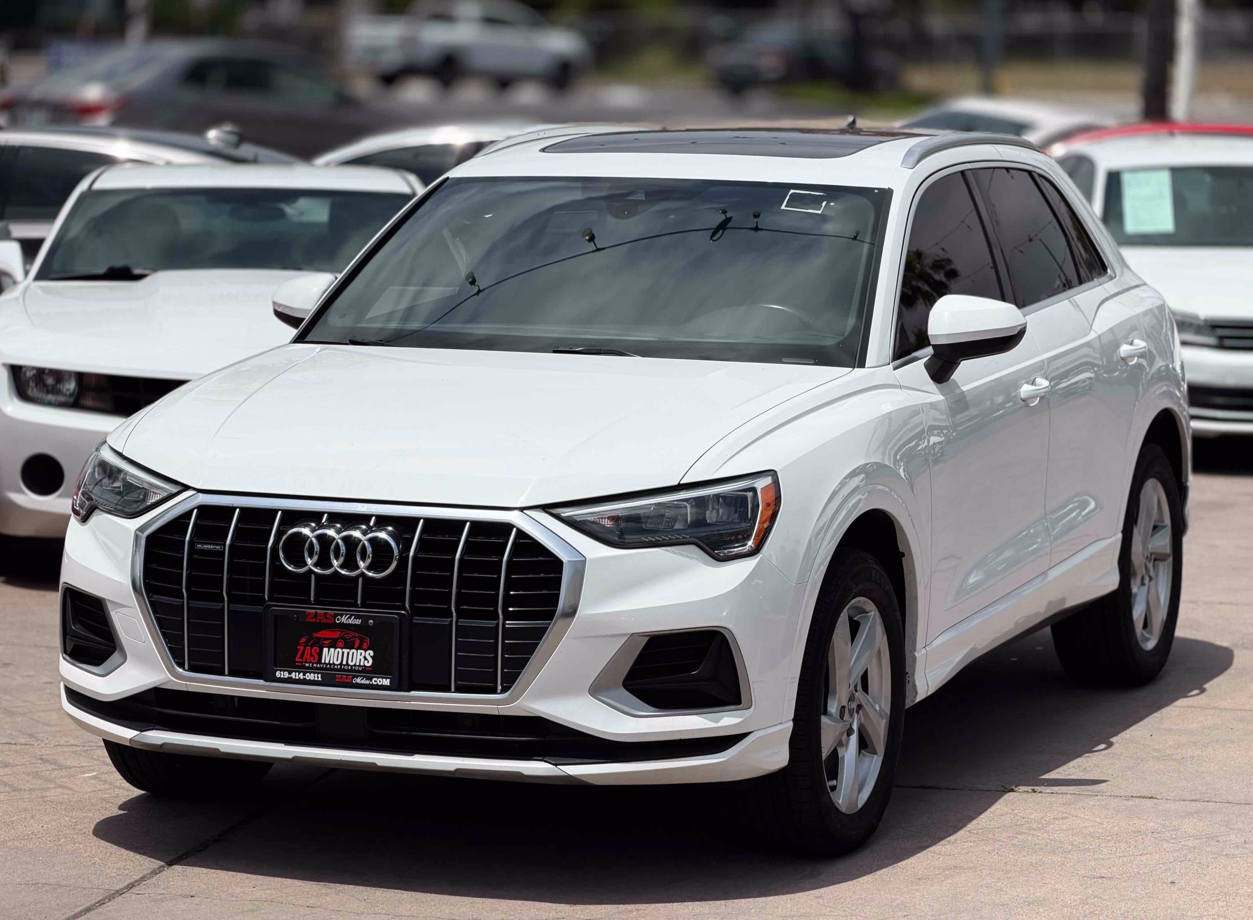 Used 2020 Audi Q3 2.0T Premium AWD/4WD image 3