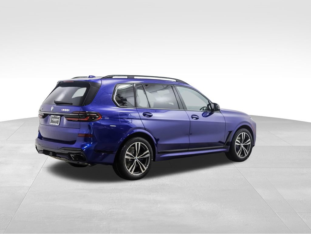 Used 2025 BMW X7 M60i image 5