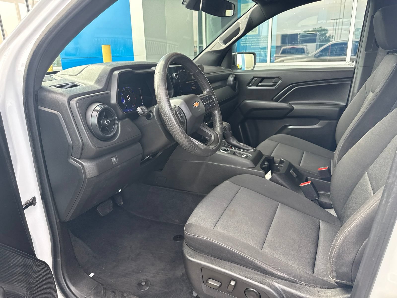 Used 2023 Chevrolet Colorado W/T w/ WT Convenience Package II AWD/4WD image 17