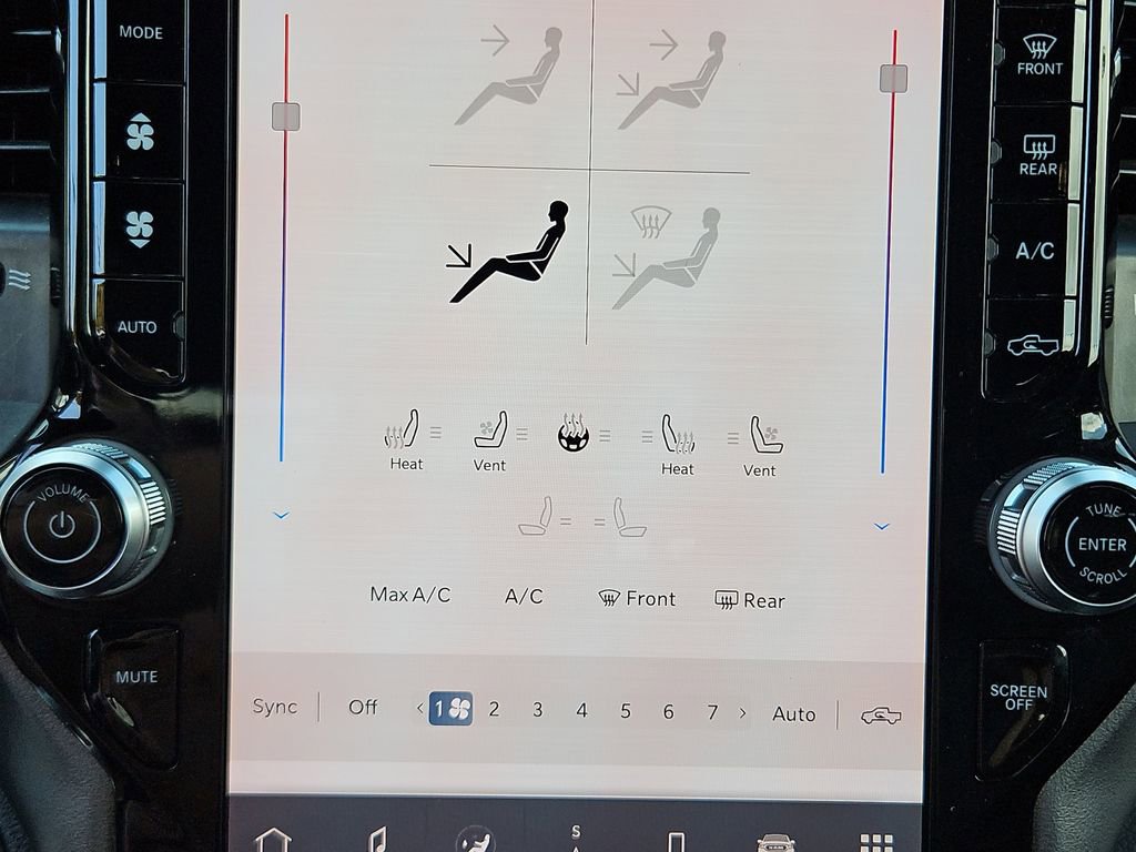 Used 2025 RAM 1500 Laramie image 21