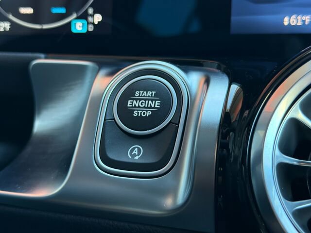 Certified 2025 Mercedes-Benz GLB 250 image 26