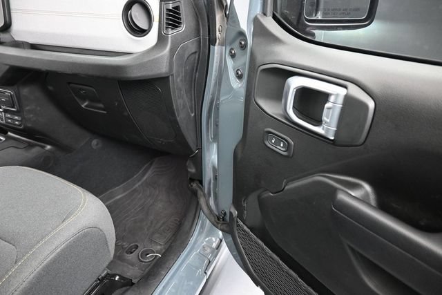 Used 2024 Jeep Gladiator Sport AWD/4WD image 22