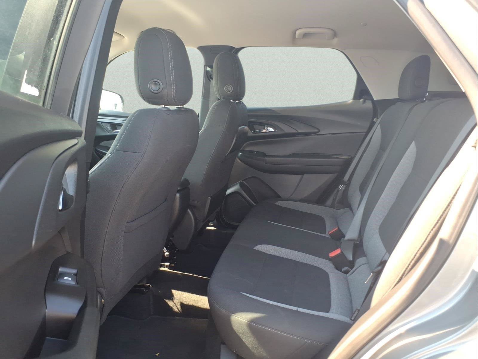 Used 2025 Chevrolet TrailBlazer LT AWD/4WD image 11