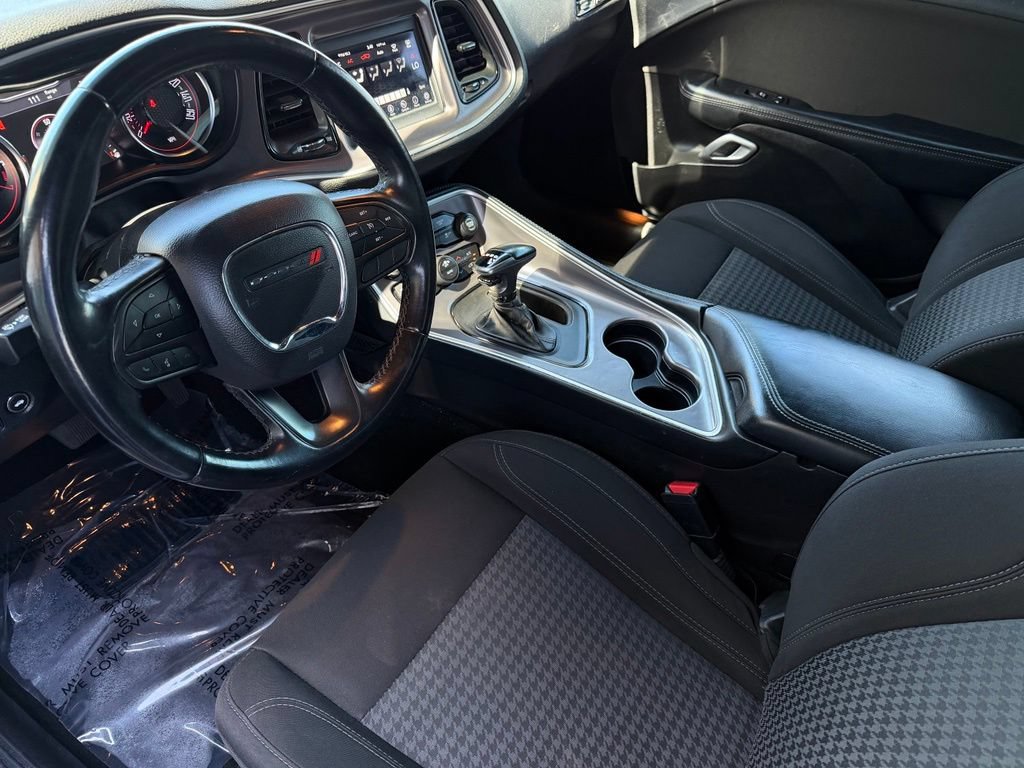 Used 2021 Dodge Challenger SXT RWD image 12