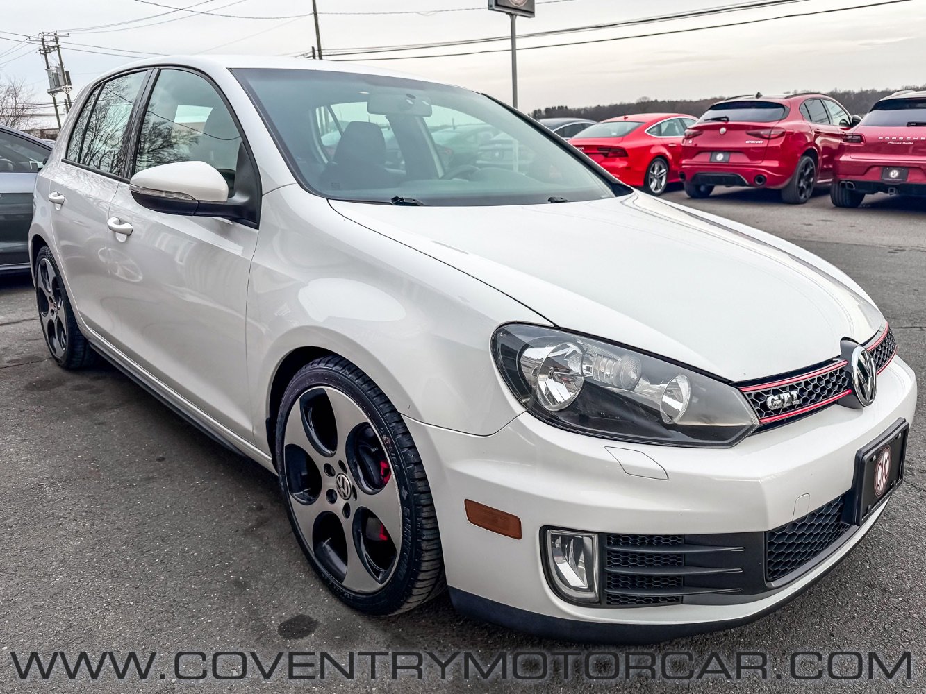Used 2012 Volkswagen Golf 4-Door image 4
