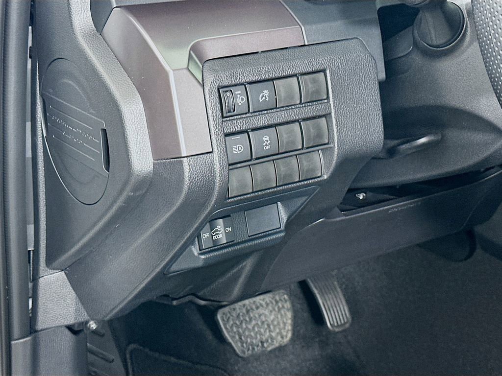 Certified 2026 Toyota Tacoma SR5 image 10